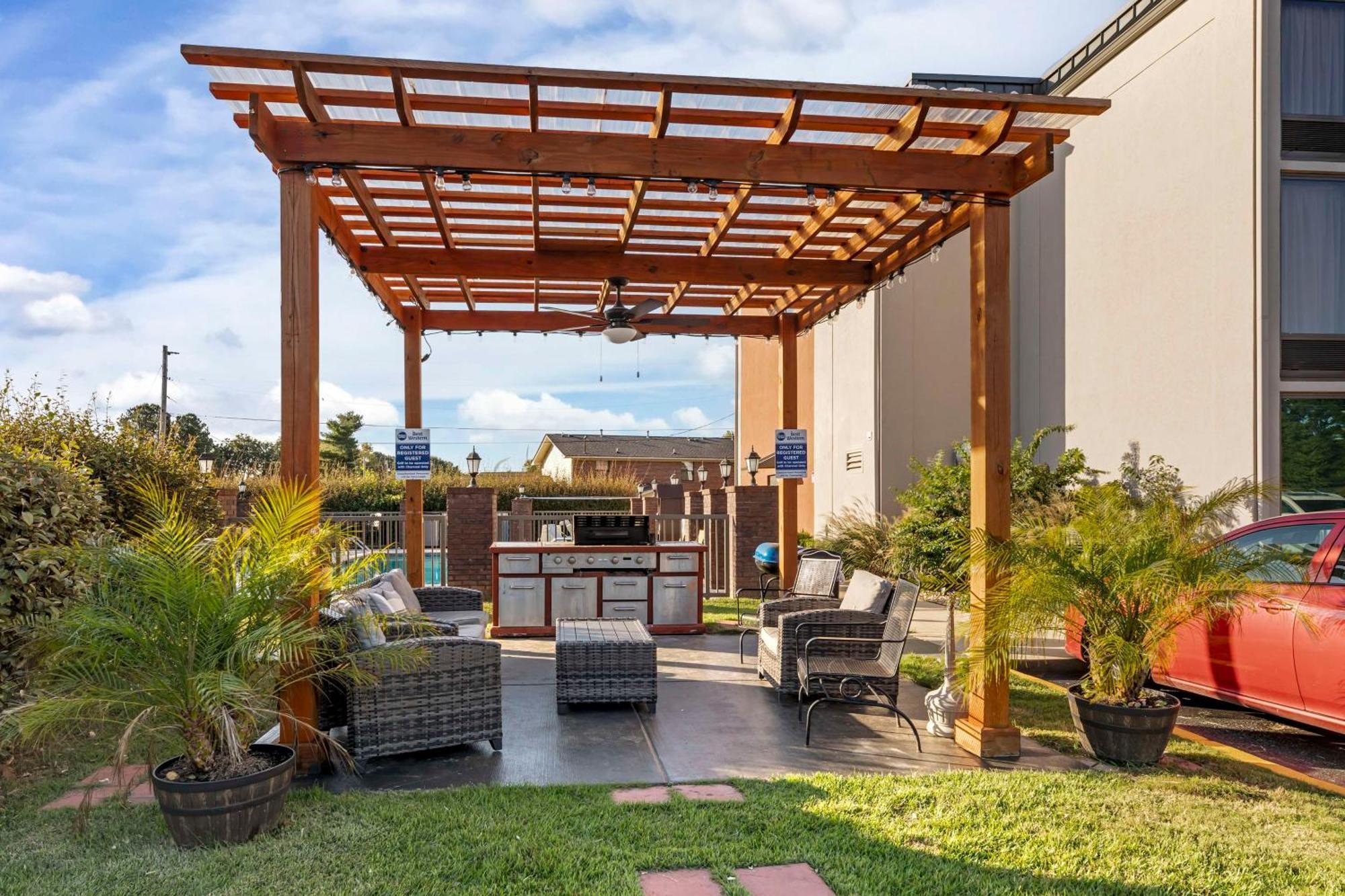Best Western New Albany Exteriör bild
