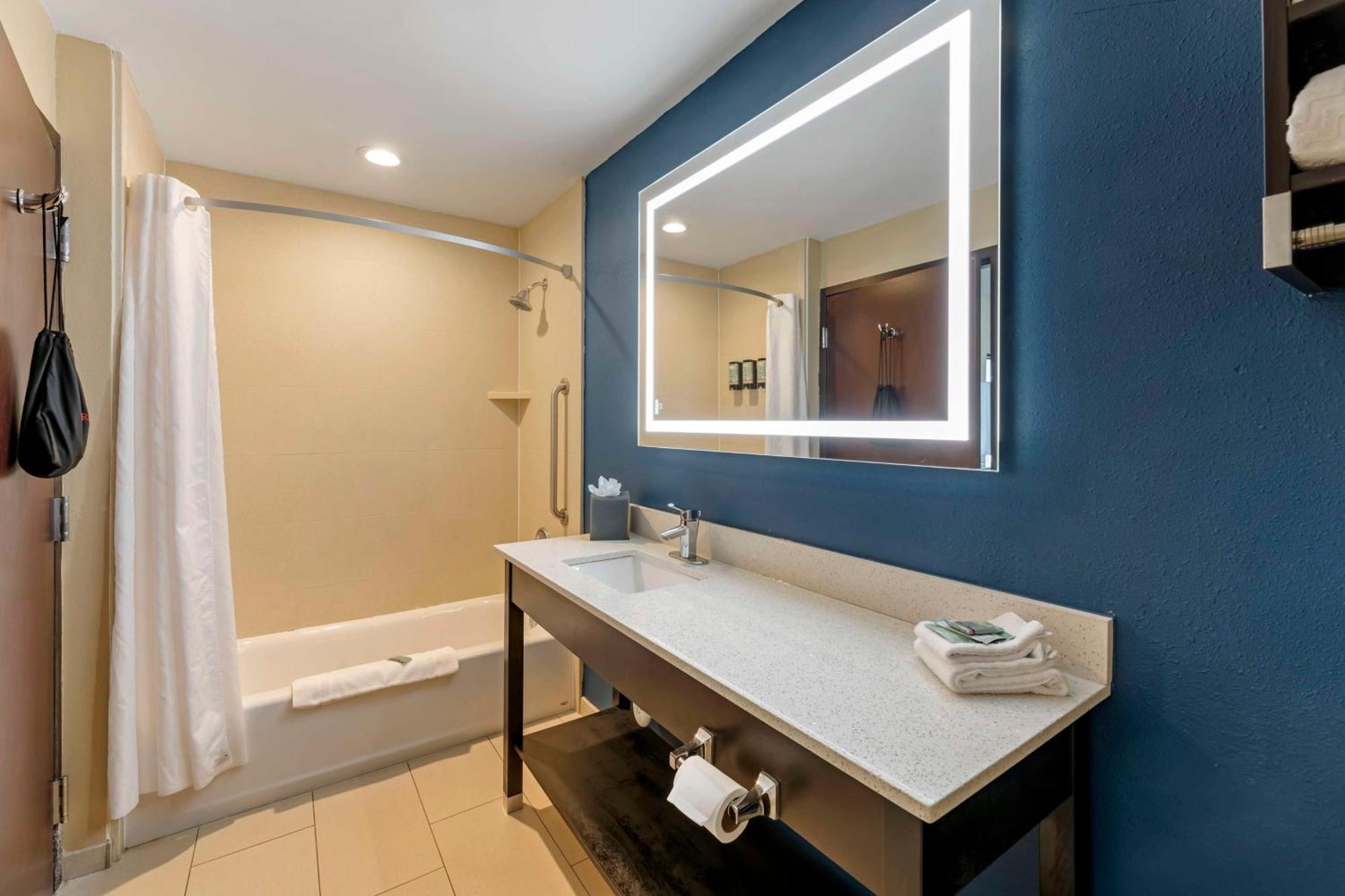 Best Western New Albany Exteriör bild