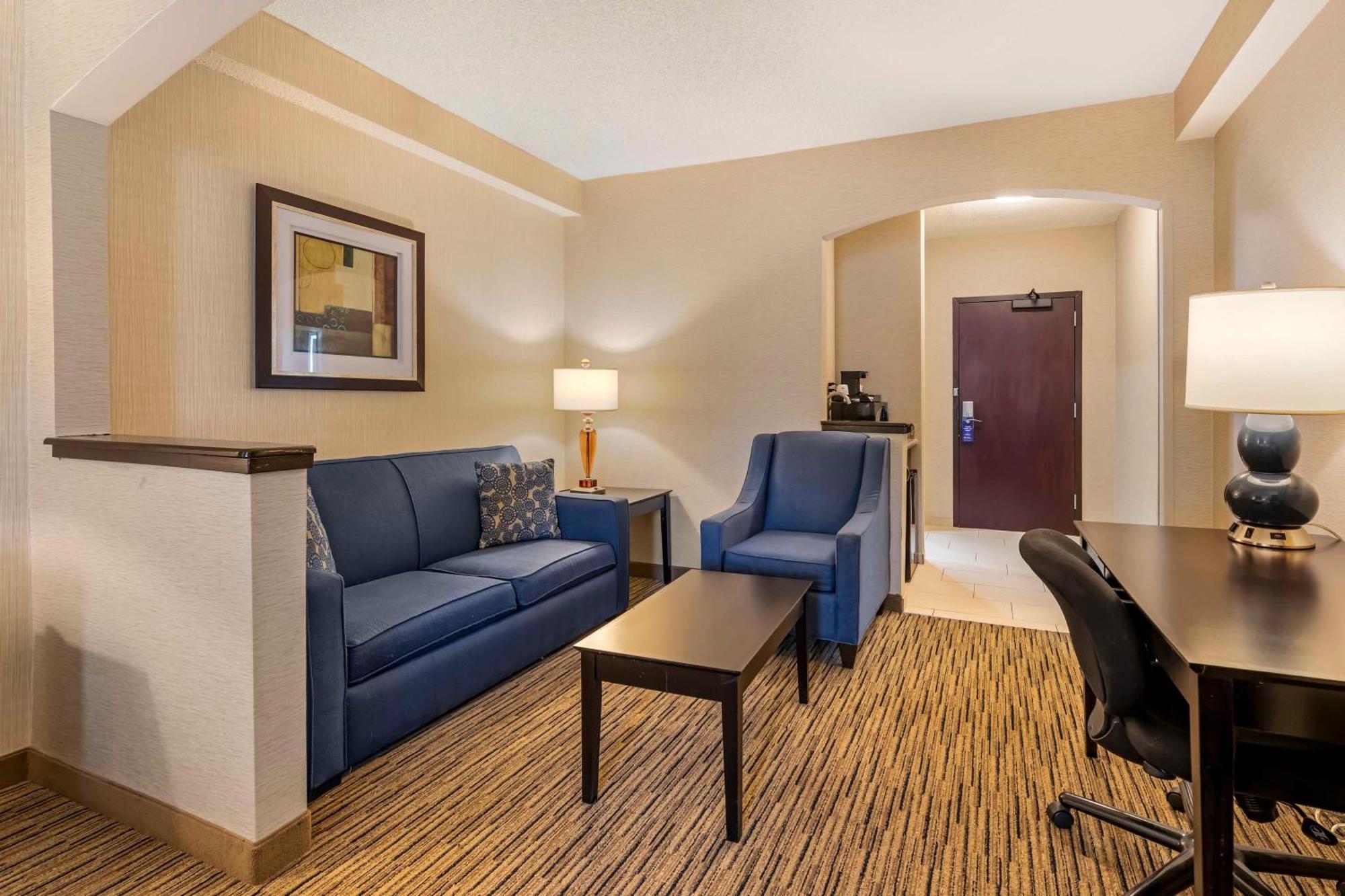 Best Western New Albany Exteriör bild
